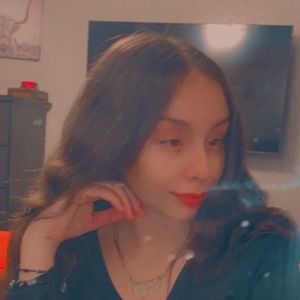 Meet your Posher, Anali